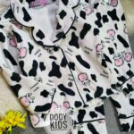 بيجامة روز الcow