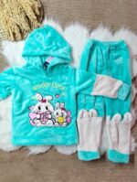 ⁦روز بولار تراكواز ارنب ف البنطلون⁩ - الصورة ⁦2⁩