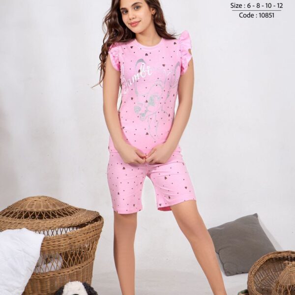 زومبا وسط بناتى بينك